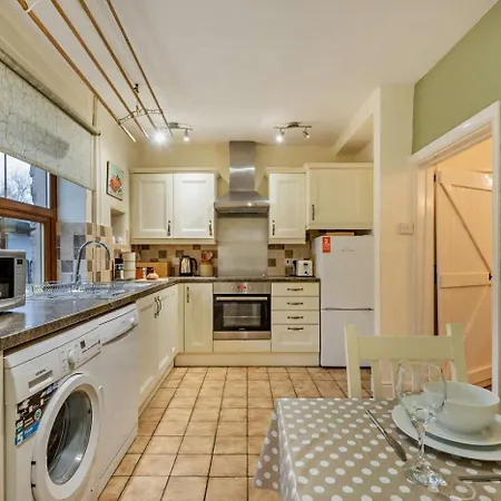 2 Bed In Penrith Oc-sz012